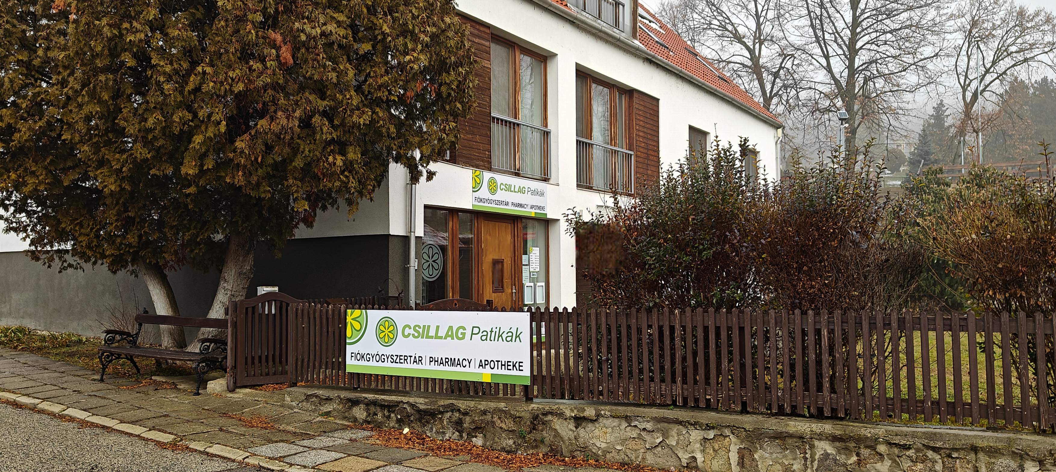 gyógyszertár utca